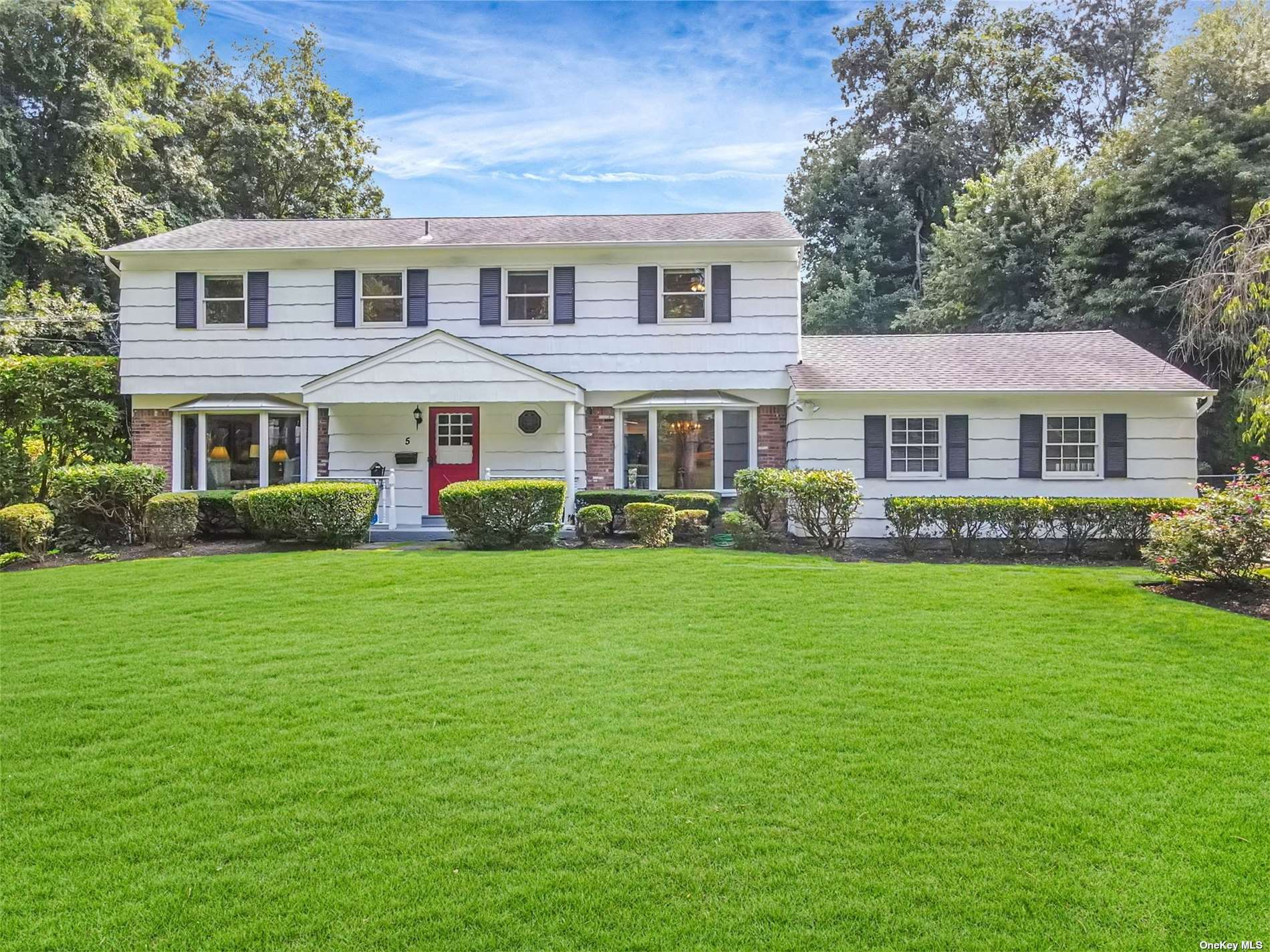 Tall Oak Dr, Huntington, NY 11743