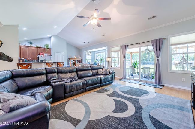220 Everett Yopp Dr, House other with 4 bedrooms, 2 bathrooms and 2 parking in Sneads Ferry NC | Image 9