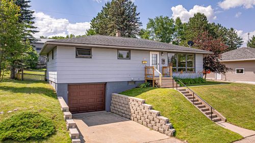 628 E Boundary St, Ely, MN, 55731-1525 | Card Image