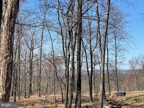 2 Princess Dr, Zion Grove, PA, 17985 | Card Image