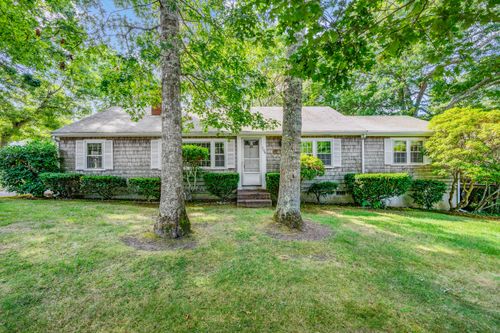 109 Harbor Hills Rd, Centerville, MA, 02632-3617 | Card Image