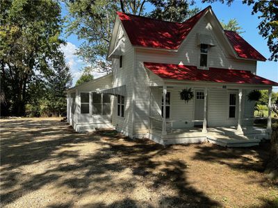 1000 Springfield Avenue, House other with 4 bedrooms, 2 bathrooms and null parking in Green Forest AR | Image 1