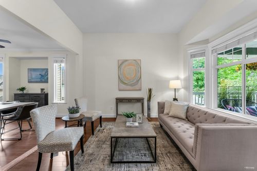 6822 196a St, Langley, BC, V2Y3H2 | Card Image