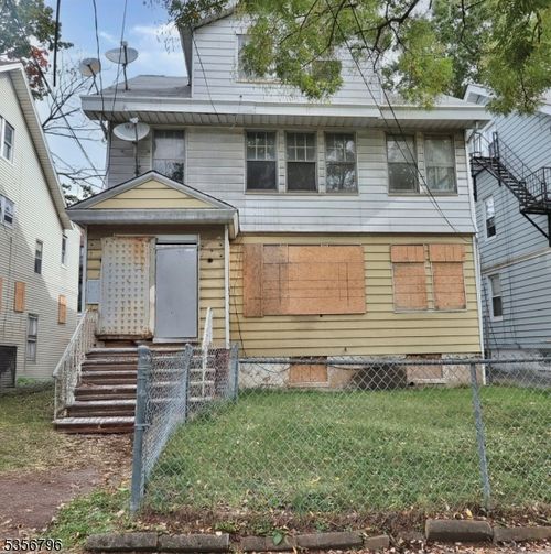 203 Hansbury Ave, Newark, NJ, 07112-1707 | Card Image