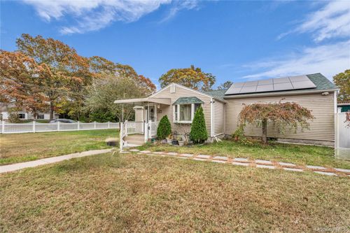 120 Somerset Ave, Mastic, NY, 11950-4227 | Card Image