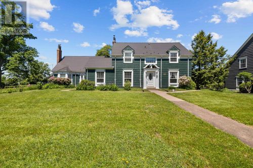 100 & 100A Brighton Rd, Charlottetown, PE, C1A1V1 | Card Image