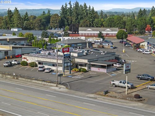 535 S Columbia River Hwy, Saint Helens, OR, 97051-2825 | Card Image