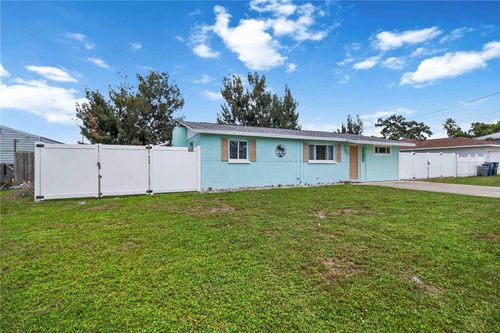 4620 3rd Ave W, PALMETTO, FL, 34221-9720 | Card Image