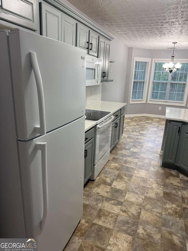 4831 Daintree Ct, House other with 3 bedrooms, 2 bathrooms and 2 parking in Flowery Branch GA | Image 5