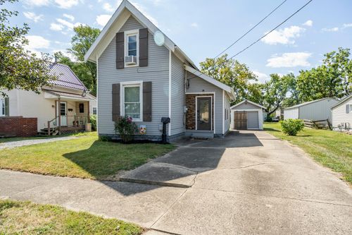 617 Willard St, Washington Court House, OH, 43160-2160 | Card Image