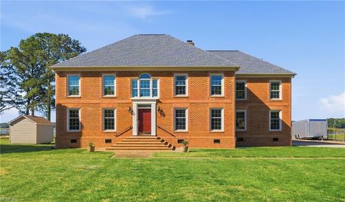 702 Lipton Dr, Newport News, VA, 23608-3113 | Card Image