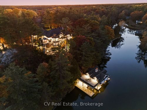 1060 S Sunset Bay Rd, Gravenhurst, ON, P1P1R2 | Card Image