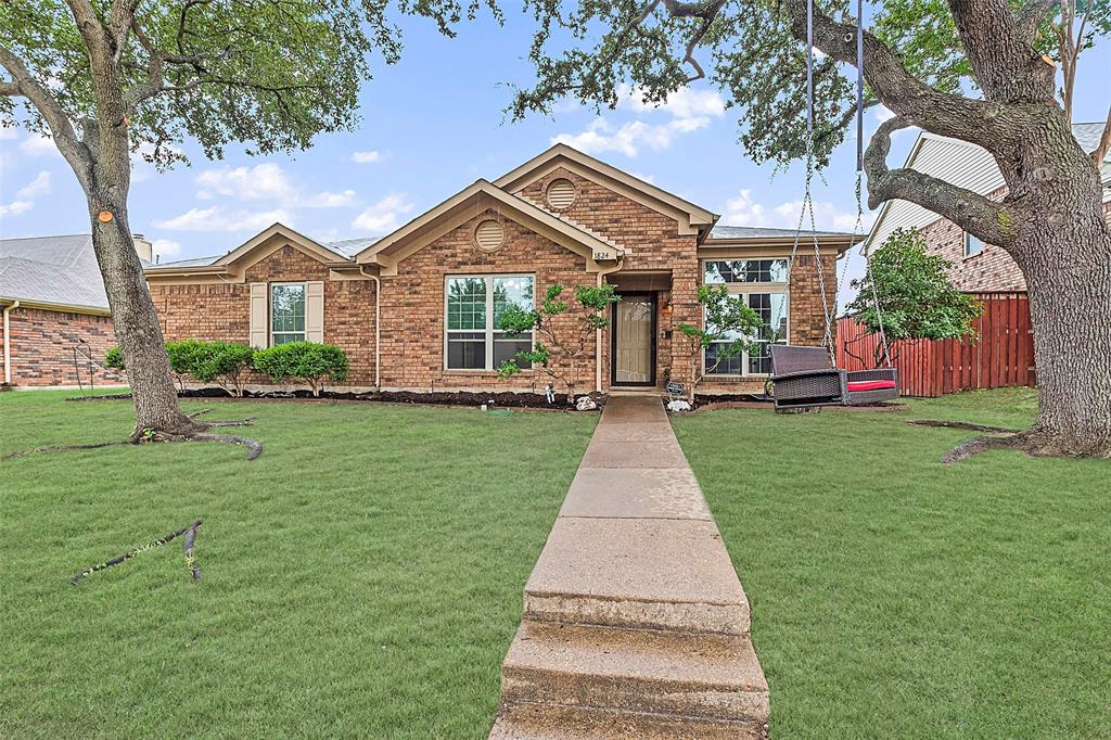 Sandcastle Trl, Mesquite, TX 75149