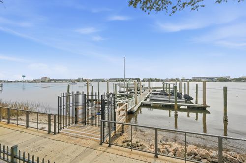 105-113 Sw Brooks Street, Fort Walton Beach, FL, 32548 | Card Image