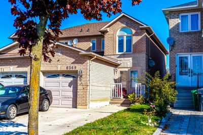 6569 Sapling Trail, House attached with 3 bedrooms, 3 bathrooms and 3 parking in Mississauga ON | Image 1