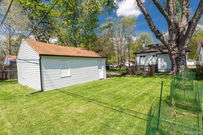 1904 Academy St, House other with 2 bedrooms, 2 bathrooms and null parking in Ferndale MI | Image 30