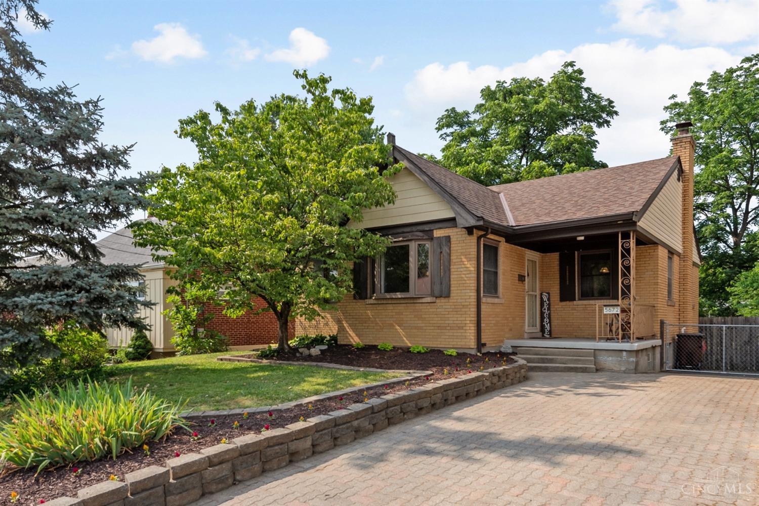Karen Ave, Cincinnati, OH 45248