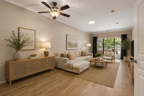 112-1803 Broadway, Nashville, TN, 37203-2758 | Card Image