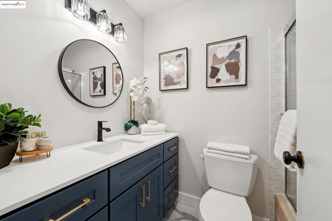 APT-320 - 960 Shorepoint Ct, Condo with 2 bedrooms, 2 bathrooms and 2 parking in Alameda CA | Image 39
