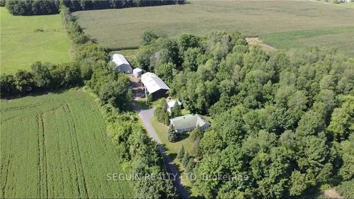 2430 Concession 6 Rd, Saint Eugene, ON, K0B1P0 | Card Image