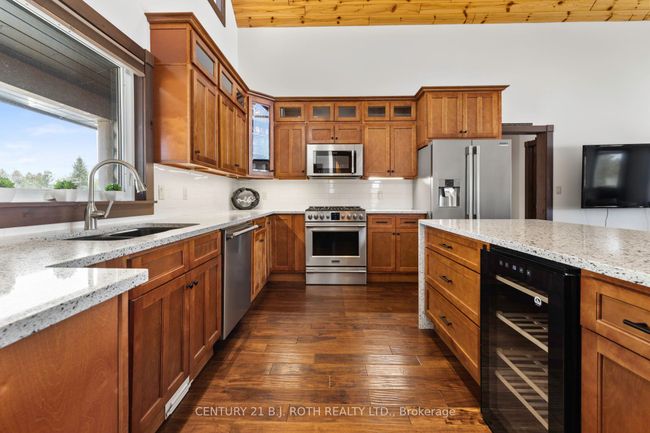 64 Mccord's Rd, House other with 5 bedrooms, 3 bathrooms and 10 parking in McKellar ON | Image 5