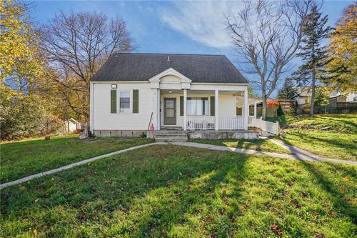 1 Philips Angel Ct, Johnston, RI, 02919-5419 | Card Image