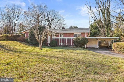 1126 Ormond Ct, MCLEAN, VA, 22101-2960 | Card Image