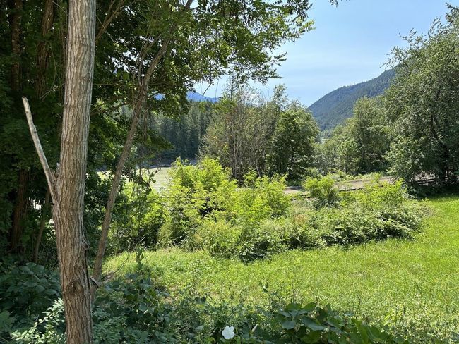 31010 Trans Canada Highway, House other with 5 bedrooms, 2 bathrooms and null parking in Yale BC | Image 18