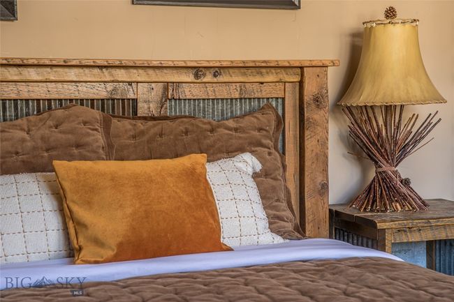 49824 Gallatin Rd, House other with 5 bedrooms, 3 bathrooms and null parking in Gallatin Gateway MT | Image 21