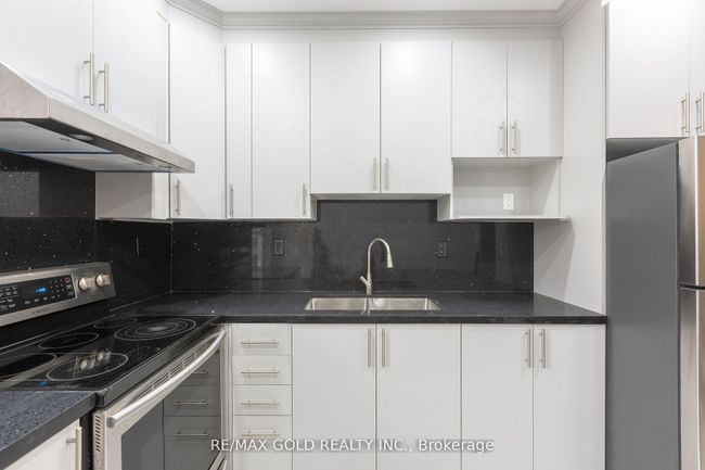 1343 Lillian Ave, House other with 3 bedrooms, 2 bathrooms and 3 parking in Windsor ON | Image 13