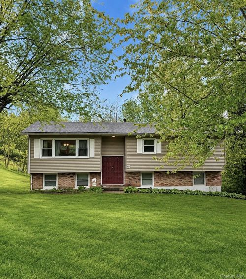 60 Mayer Dr, Highland, NY, 12528-1806 | Card Image