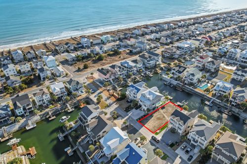 5 Goldsboro St, Ocean Isle Beach, NC, 28469-7645 | Card Image