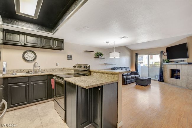 APT-25 - 2941 Country Manor Ln, Condo with 3 bedrooms, 2 bathrooms and null parking in Las Vegas NV | Image 8