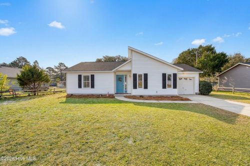 214 W Volant St, Hubert, NC, 28539-4434 | Card Image