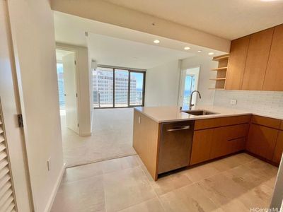 2301 - 1388 Kapiolani Boulevard, Home with 2 bedrooms, 2 bathrooms and 2 parking in Honolulu HI | Image 3