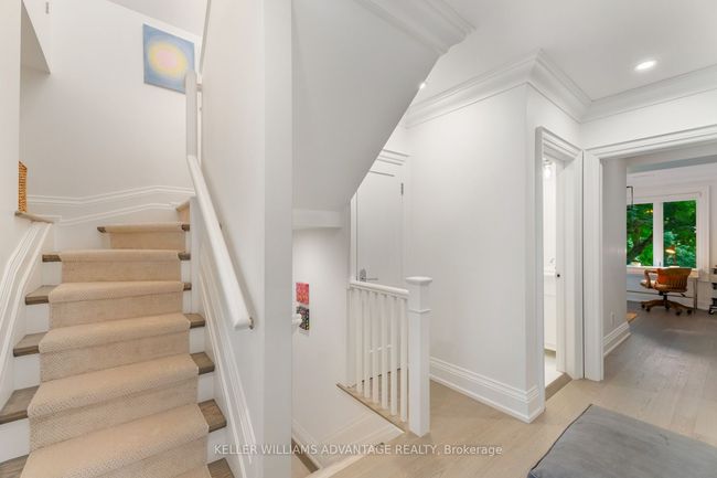 37 Farnham Ave, House other with 5 bedrooms, 5 bathrooms and 1 parking in Toronto ON | Image 14