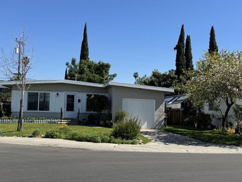 532 Lochridge Drive, San Jose, CA, 95133 | Card Image