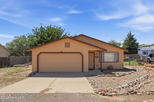 5680 N Towers Dr, Rimrock, AZ, 86335-6216 | Card Image