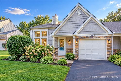 1307 Seabury Cir, Carol Stream, IL, 60188-4823 | Card Image