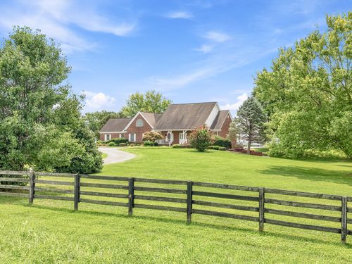 7230 Stagecoach Rd, Whitesburg, TN, 37891-9106 | Card Image