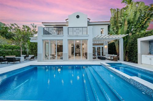 722 Navarre Ave, Coral Gables, FL, 33134-3763 | Card Image