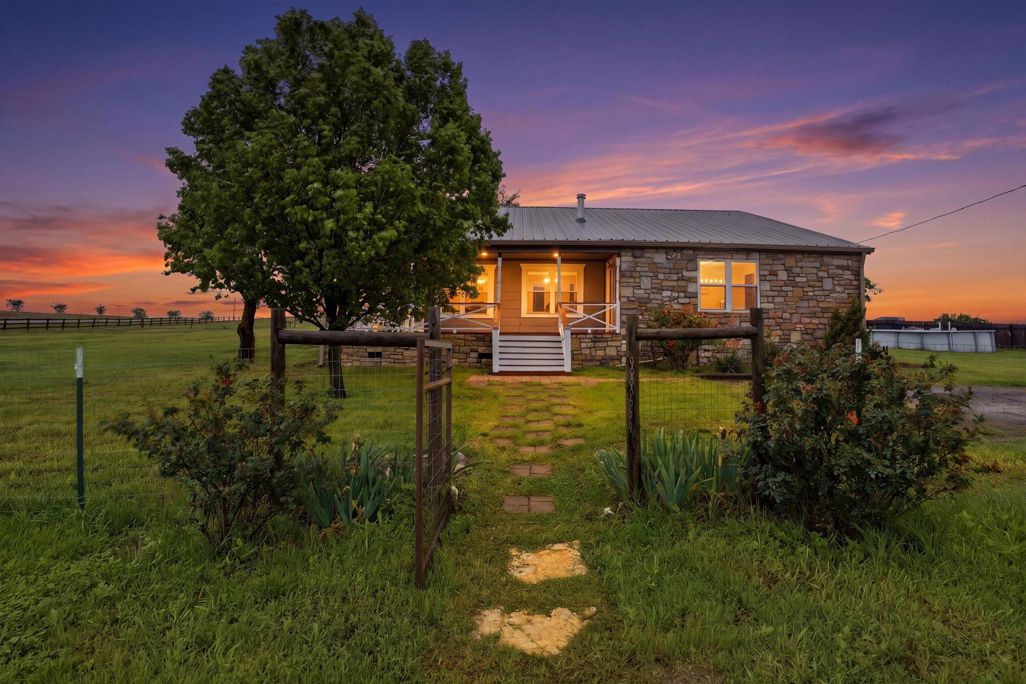 Residential in Coupland