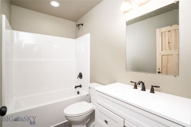 Guest Bathroom | Image 21