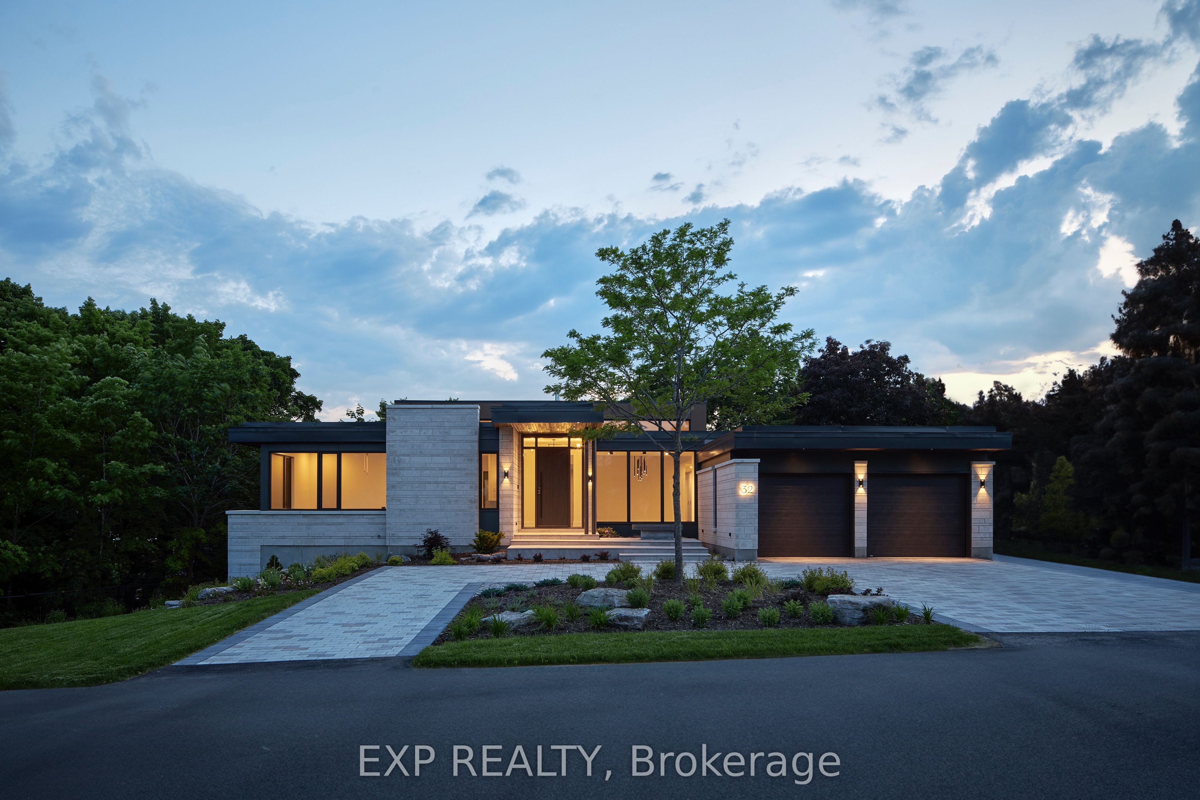 Residential in Beacon Hill North - South and Area