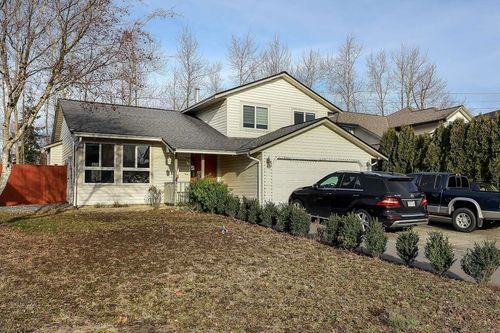32275 Clinton Ave, Abbotsford, BC, V2T5B3 | Card Image