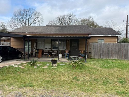 1312 Hill St, Nederland, TX, 77627-3527 | Card Image