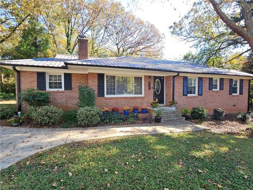 214 Holly Ave, Clemson, SC, 29631-2347 | Card Image