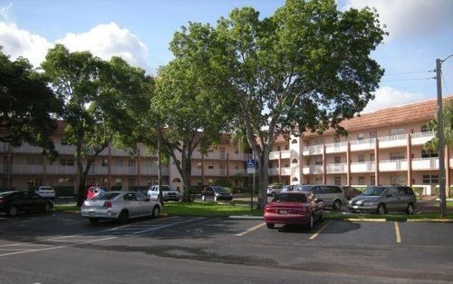 305-8861 Sunrise Lakes Blvd, Sunrise, FL, 33322-1427 | Card Image