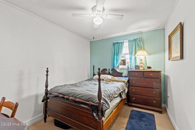 306 Ne 55 Th St, House other with 3 bedrooms, 1 bathrooms and null parking in Oak Island NC | Image 23