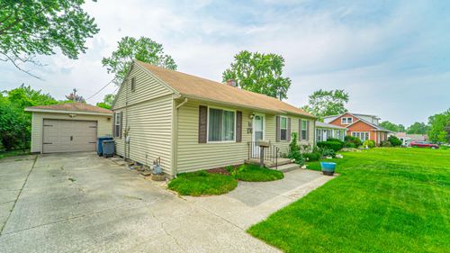 321 Maple Lane, Crown Point, IN, 46307 | Card Image